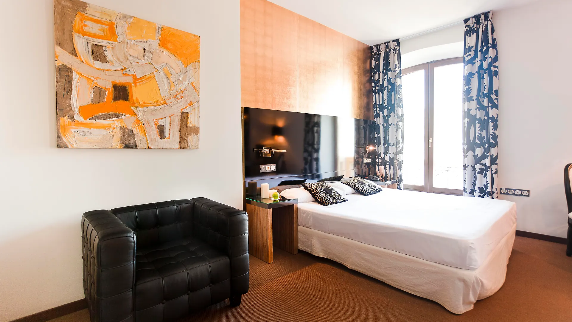Hotel Room Mate Leo Granada
