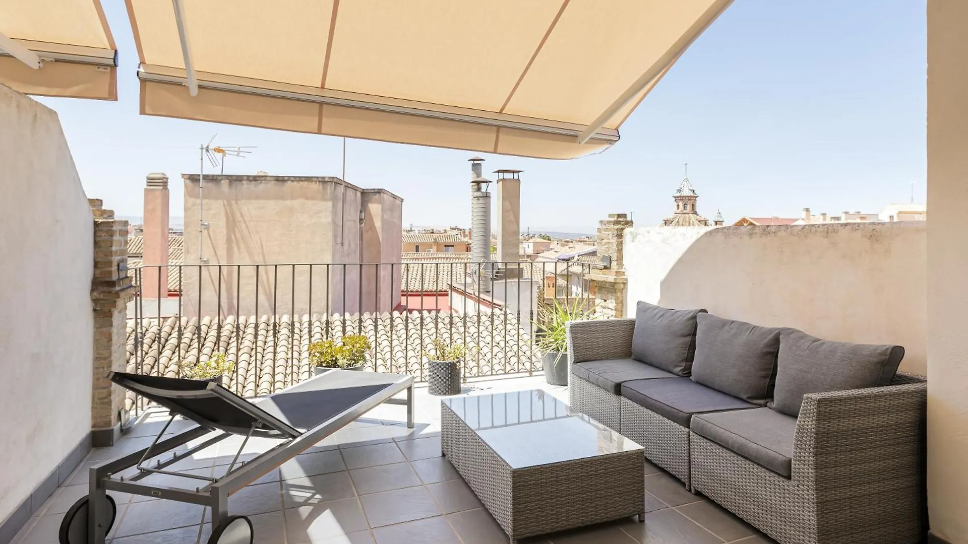 **** Hotel Room Mate Leo Granada Spain