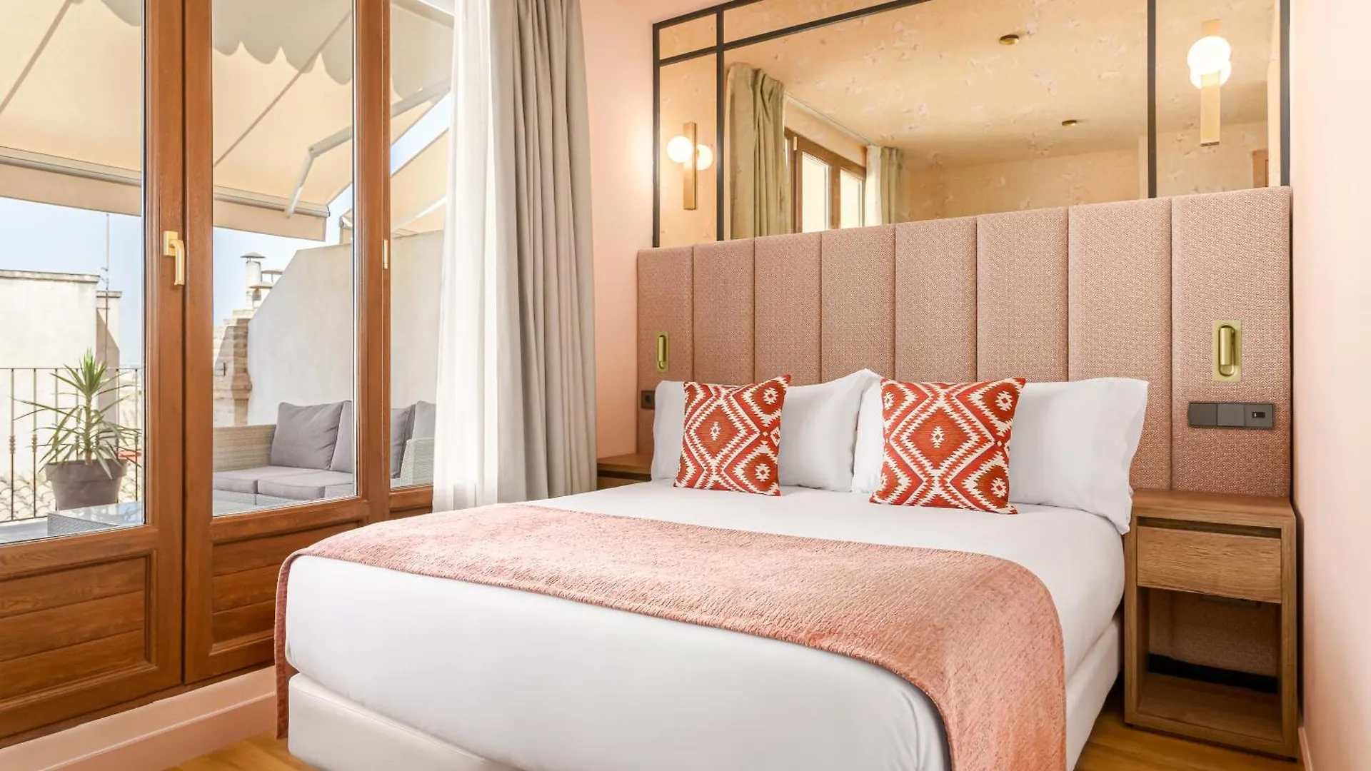 Room Mate Leo Granada Hotell