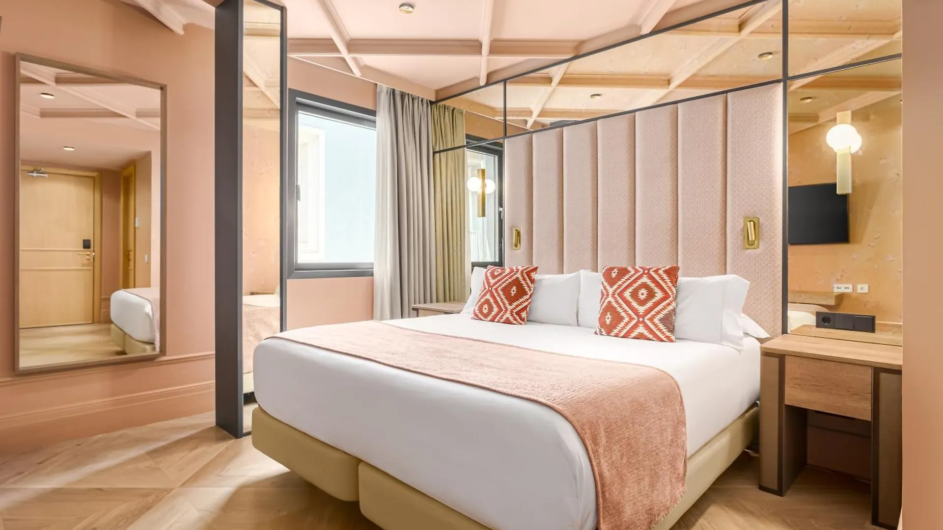 Room Mate Leo Granada Hotell