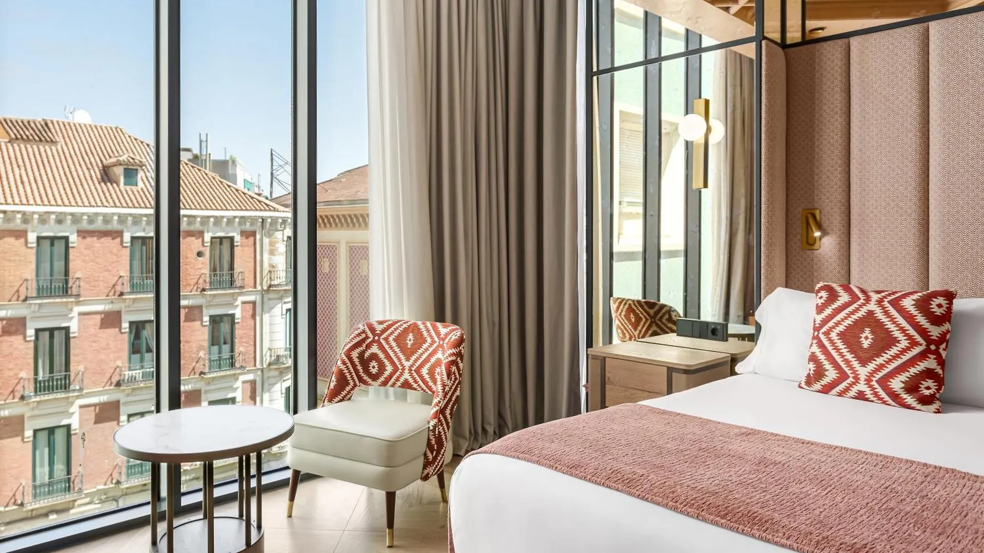 **** Hotel Room Mate Leo Granada Spain